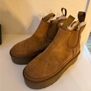 AUTHENTIC UGG NEUMEL PLATFORM CHELSEA BOOTS~CHESTNUT BROWN~US 9